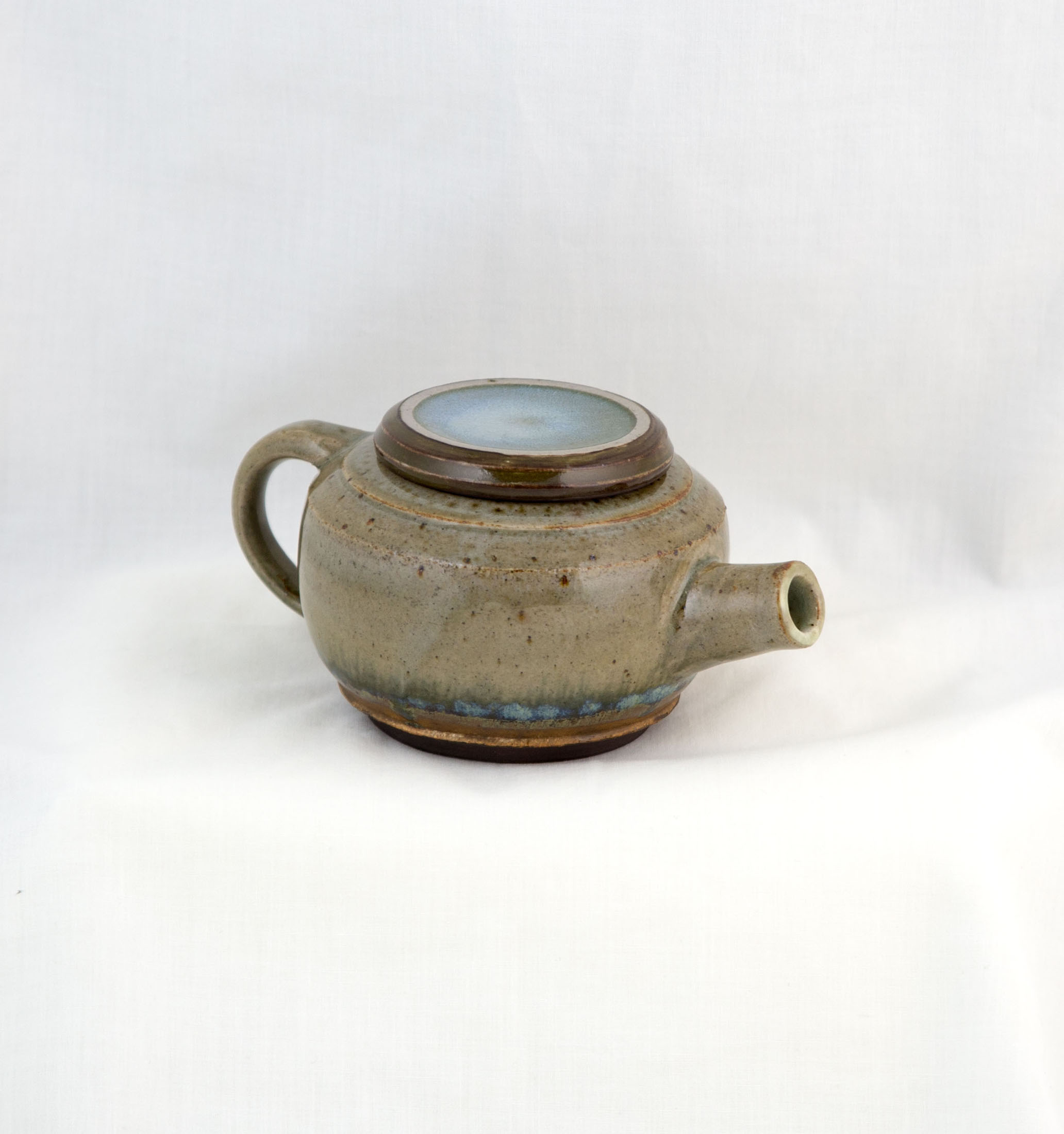 Nimue Hartka-Kelm — Teapot